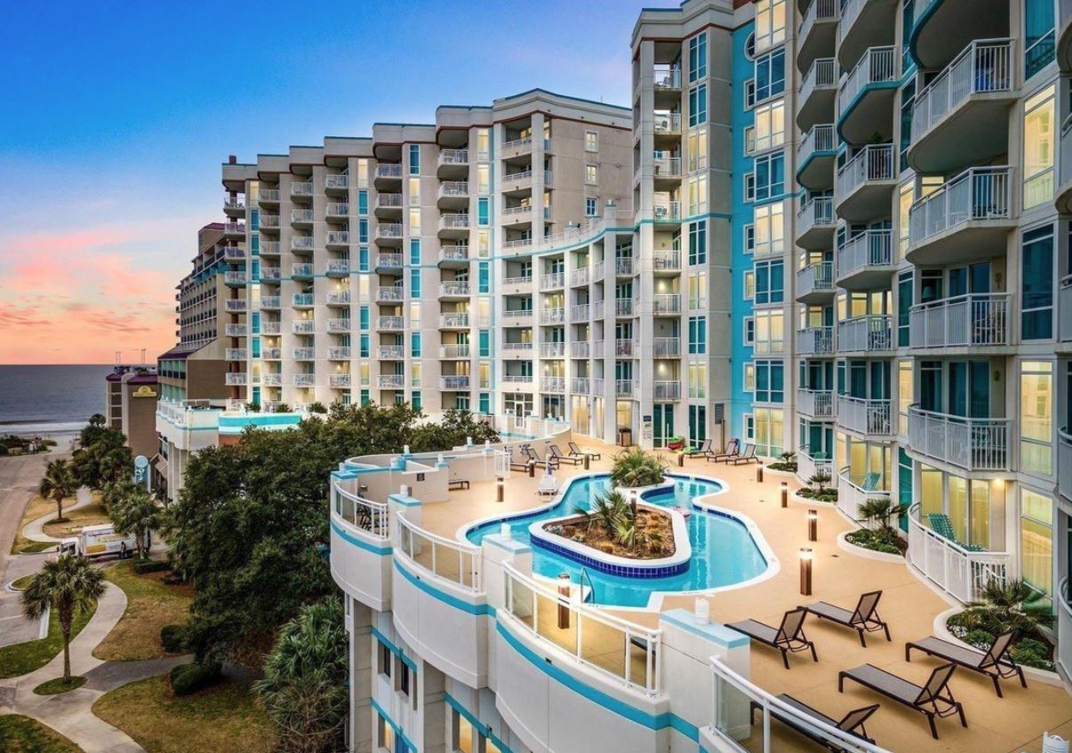 Resort Horizons at 77th